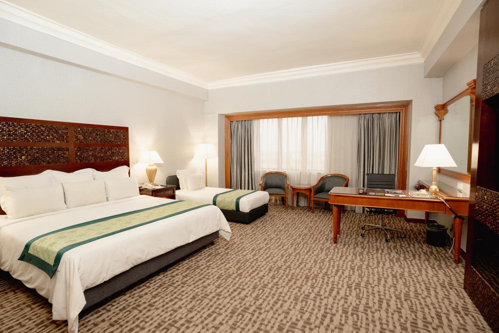 Renai Hotel Кота-Бару Экстерьер фото
