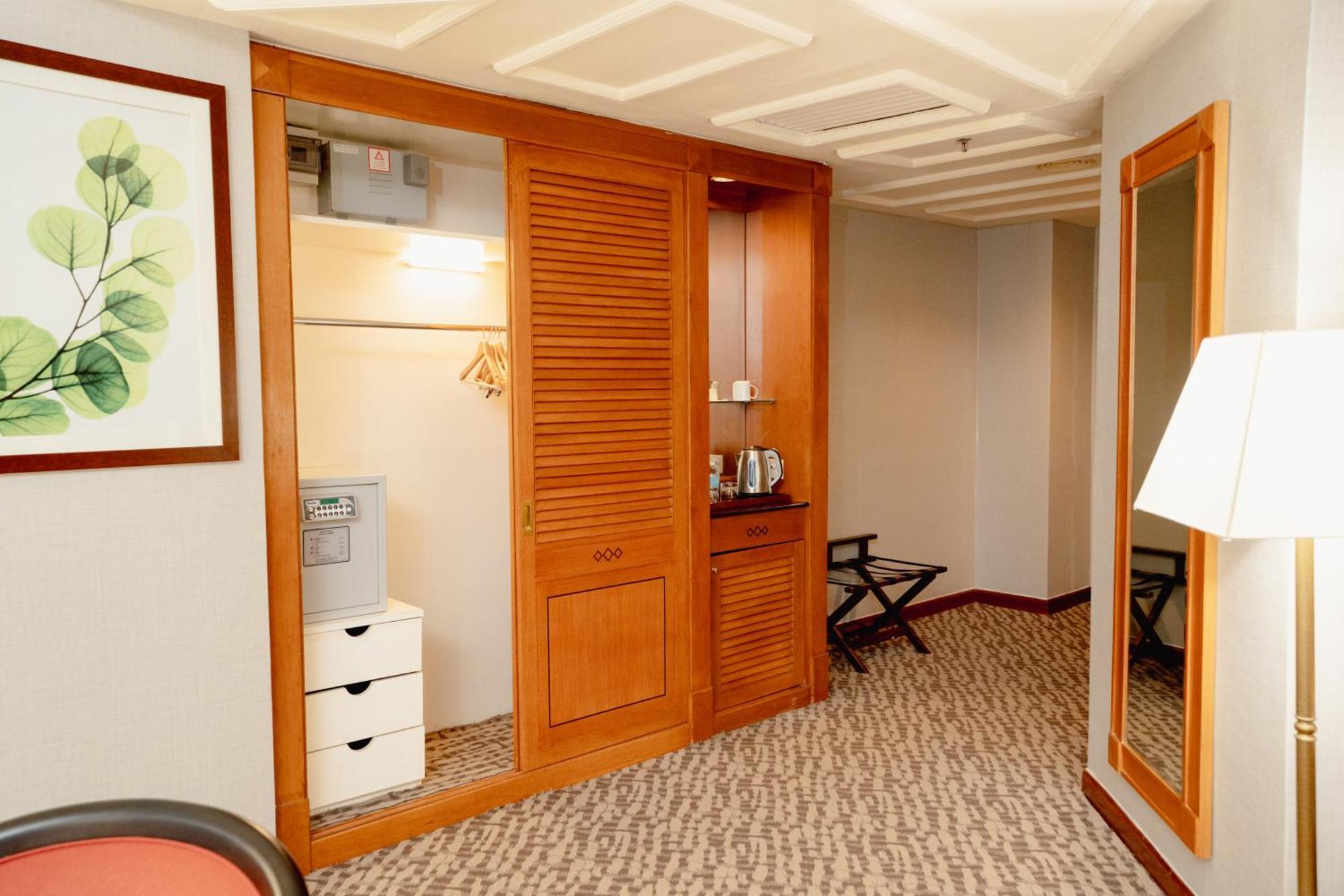 Renai Hotel Кота-Бару Экстерьер фото